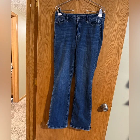 Judy Blue Dark Blue Flare Jeans - Picture 1 of 9